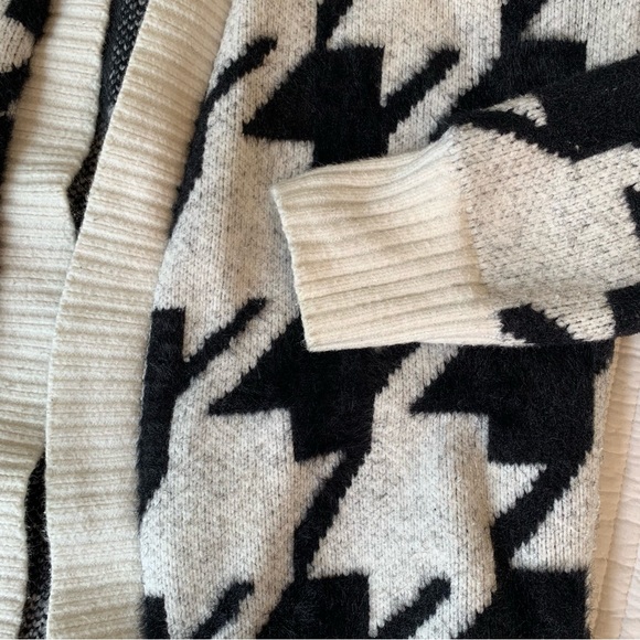 Houndstooth cardigan with pockets - Picture 7 of 11